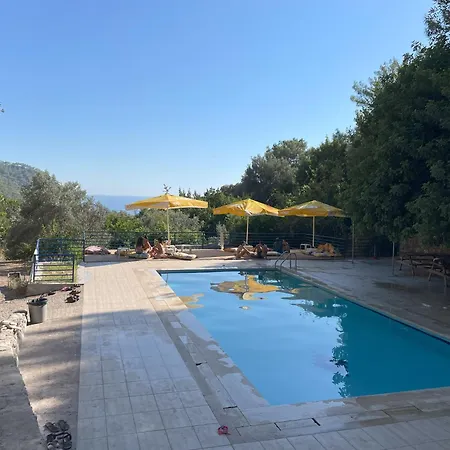 Guenes Holiday Chalet Faralya